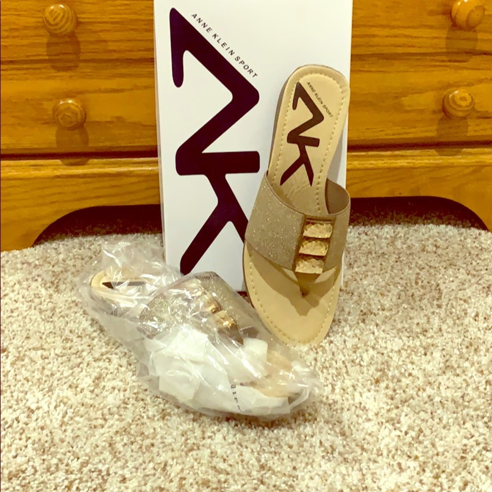 Brand New ANN KLEIN SPORT SLIP ON SANDLE
